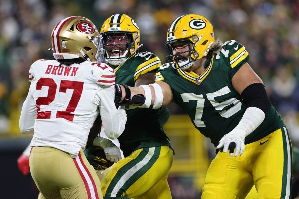Green Bay Packers Rout San Francisco 49ers in Must-Win Playoff Clash
