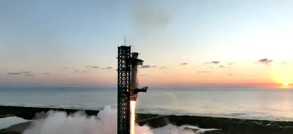 SpaceX's Ambitious Plan: Orbital Refueling Test for Starship Early Next Year