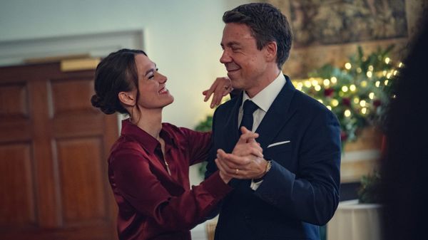 Black Doves: A Thrilling Christmas Spy Adventure with Keira Knightley and Ben Whishaw