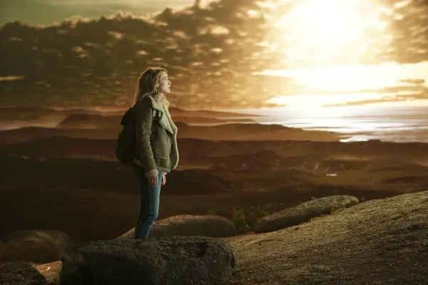The Best Plot Twists from La Brea Season 1: Mind-Blowing Revelations You Can't Forget