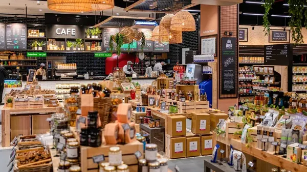 Majid Al Futtaim Launches Grocery Retail Brand HyperMax in Oman