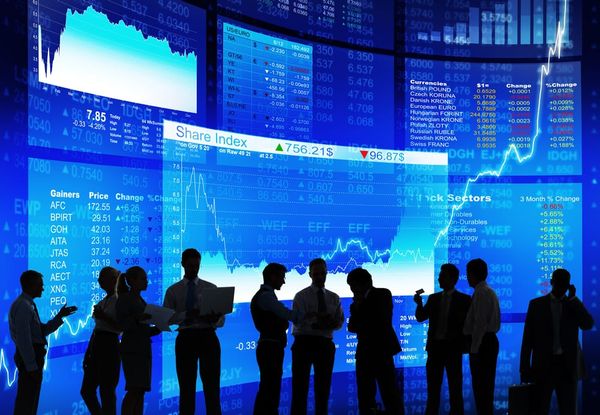 Top Wall Street Analysts Reveal 3 Must-Buy Stocks for Long-Term Growth