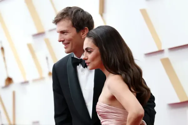 Hollywood’s Power Couple in Rome: Ashton & Mila Kunis Shut Down Speculation