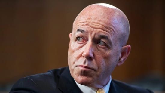 Bernard Kerik, Embattled Former NYPD Commissioner, Dies at 69