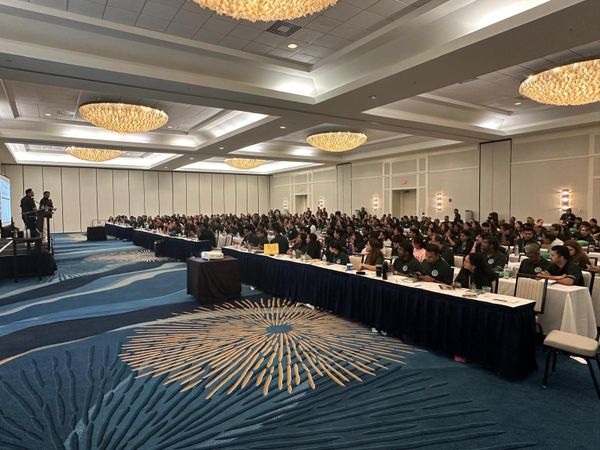 Green Team The Dominators Hosts Largest Financial Leaders Event in Company History - Green Team Leaders 2025