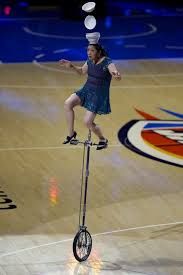 Red Panda Falls Hard at WNBA Halftime, Stadium Holds Its Breath