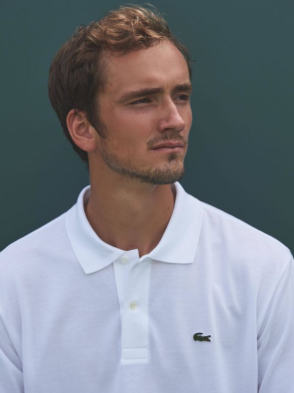 Benjamin Bonzi Stuns Daniil Medvedev in Chaotic U.S. Open Thriller