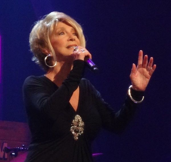 Legendary ‘Miss Country Soul’ Jeannie Seely Dies at 85