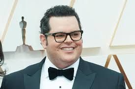 Josh Gad to Star in Holocaust Drama Gerron’s Last Film Directed by Simon Curtis
