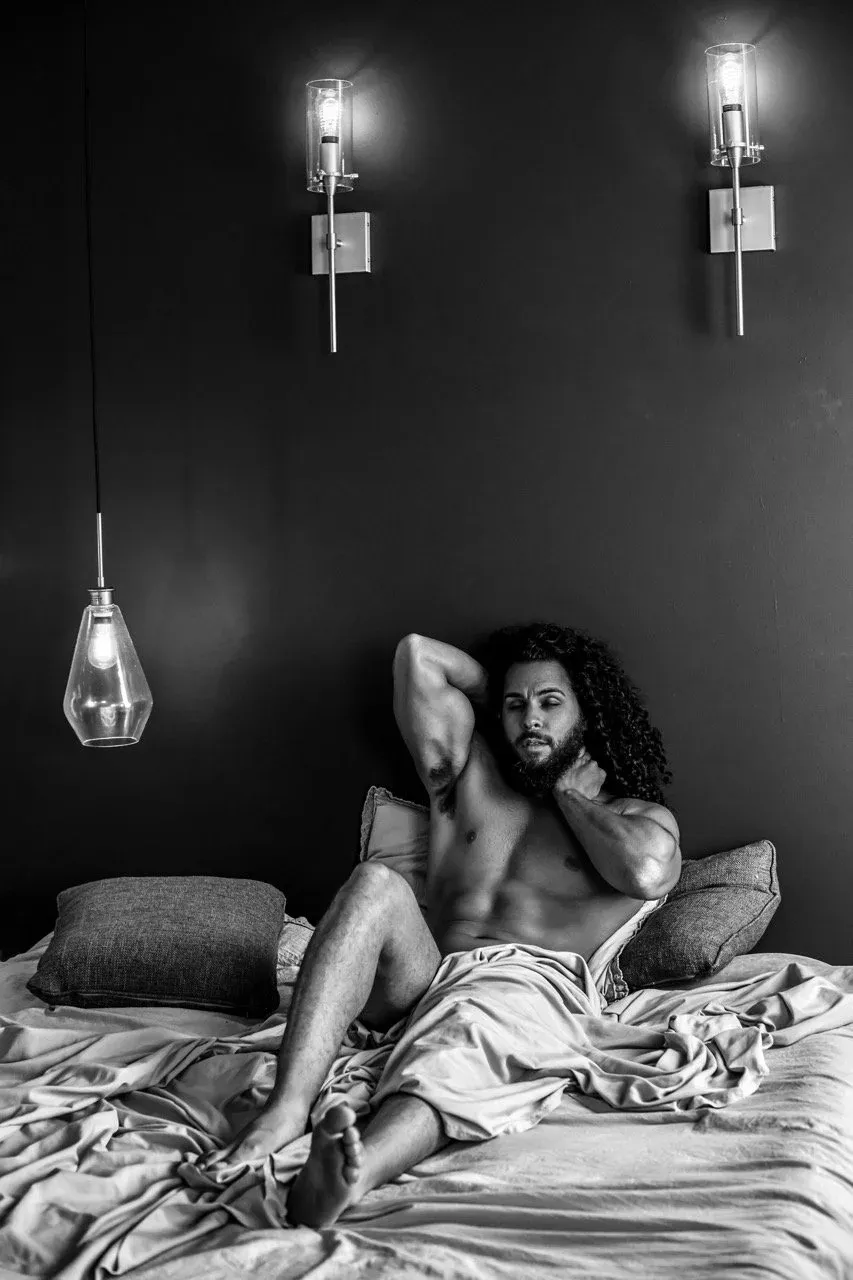 How to Photograph Men in Nude