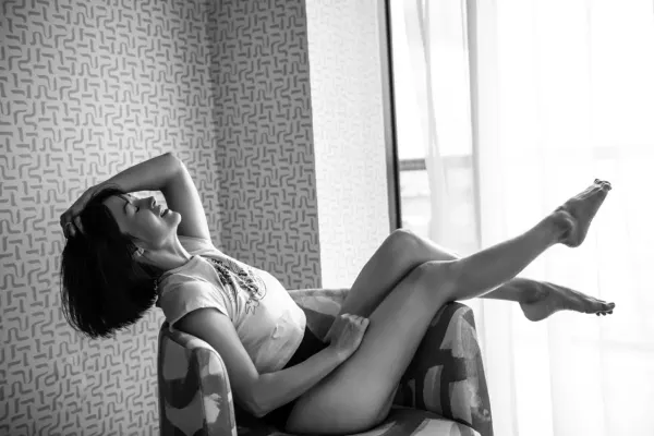 The Fastest Way to Become a Boudoir Photographer Without a Studio