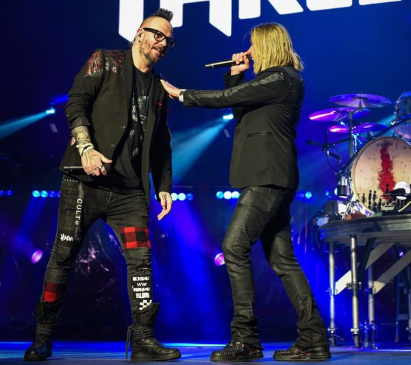 Three Days Grace Alienation Tour At The Allstate Arena