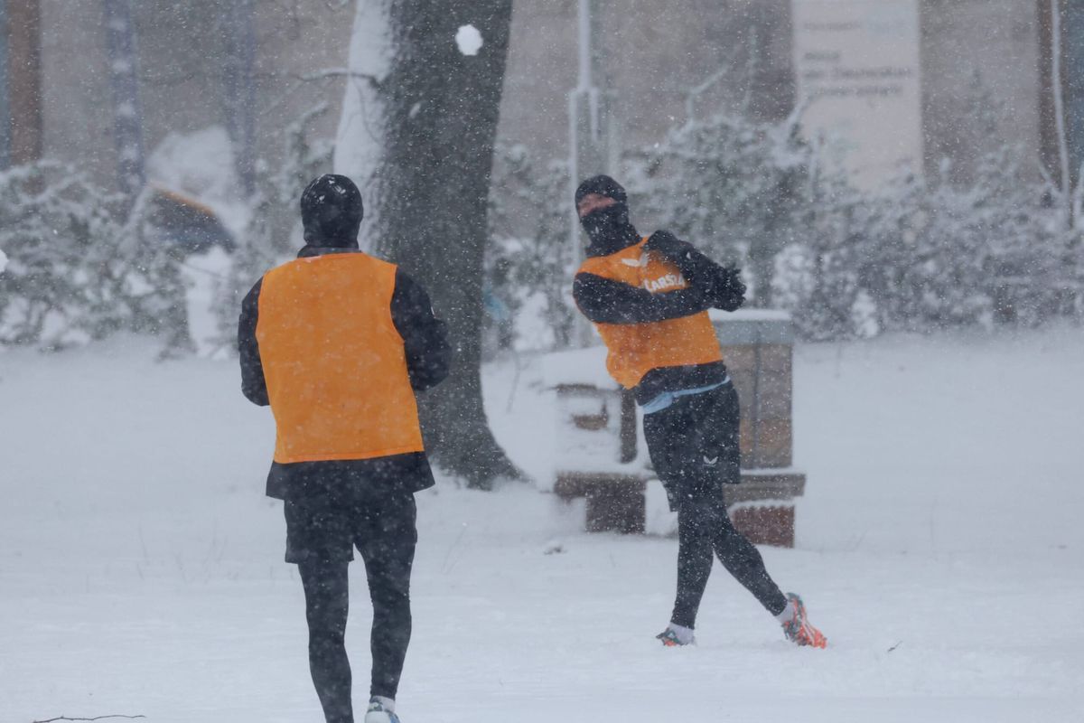 Hertha nimmt gestrandete Fans im Charterflieger mit – so geht Vereinsfamilie