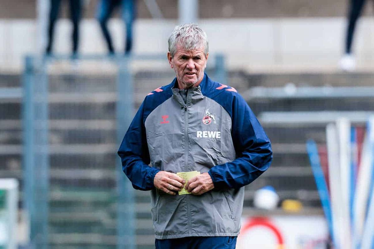 Friedhelm Funkel bringt 1. FC Köln in die erste Liga