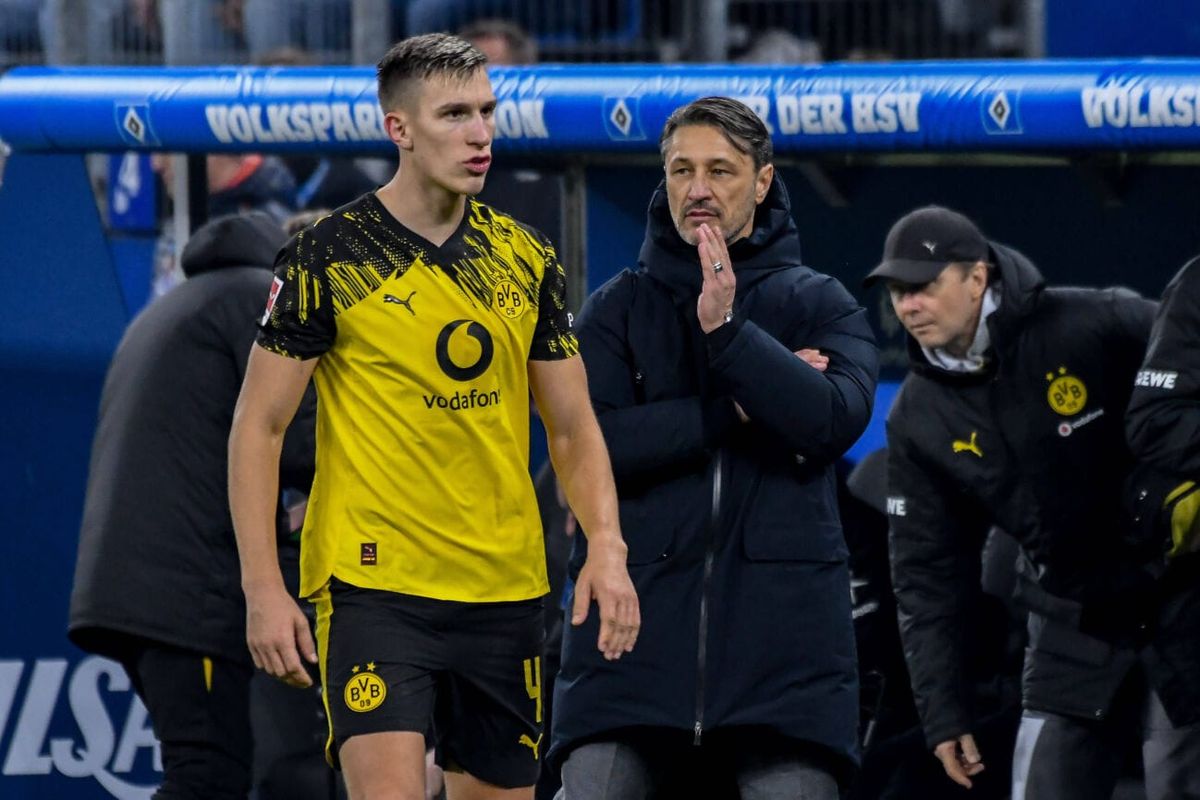 Mystery Box BVB: Warum kriegt der Trainer alle Kritik ab?