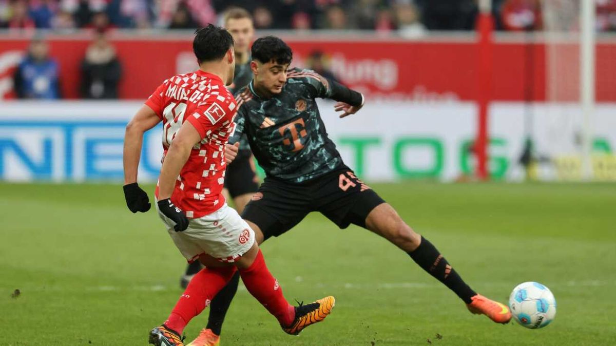 FC Bayern: Pavlovic fällt in Leverkusen aus