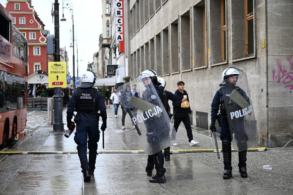 Ausschreitungen vor Conference-League-Finale in Breslau