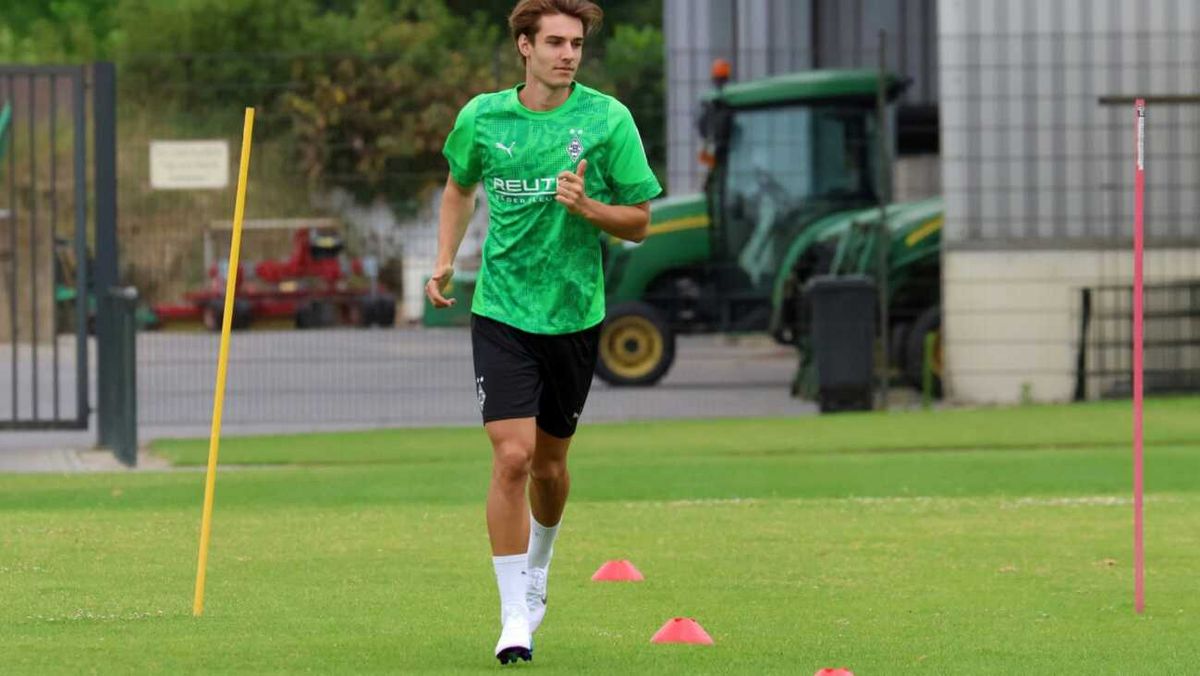 Nach Suspendierung: Neuhaus zurück im Profi-Training