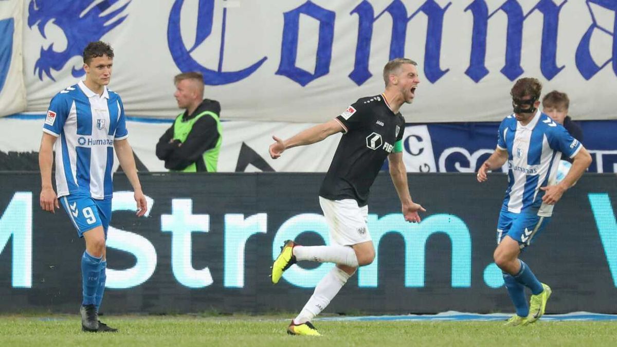 Münster setzt Ausrufezeichen - Regensburg vor Abstieg