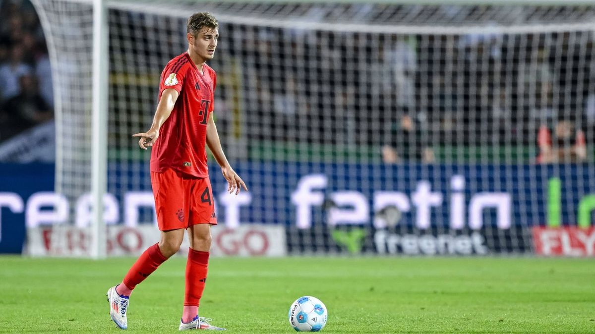 FC Bayern: Stanisic und Neuer wieder im Training