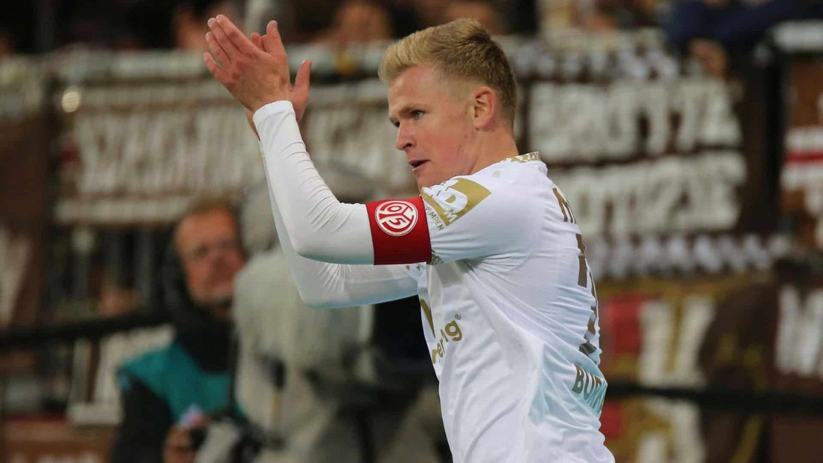 Fußball-Jahr beendet: Burkardt erneut verletzt