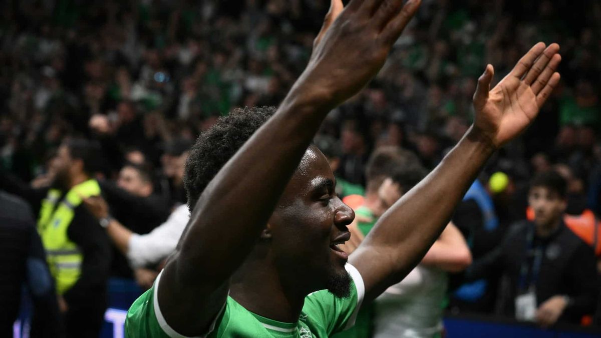 Augsburg gibt Mbuku ab