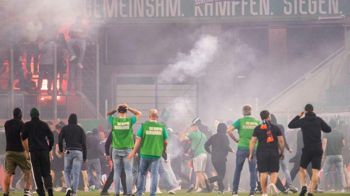 Nach Derby-Ausschreitungen: Strafen für Austria und Rapid