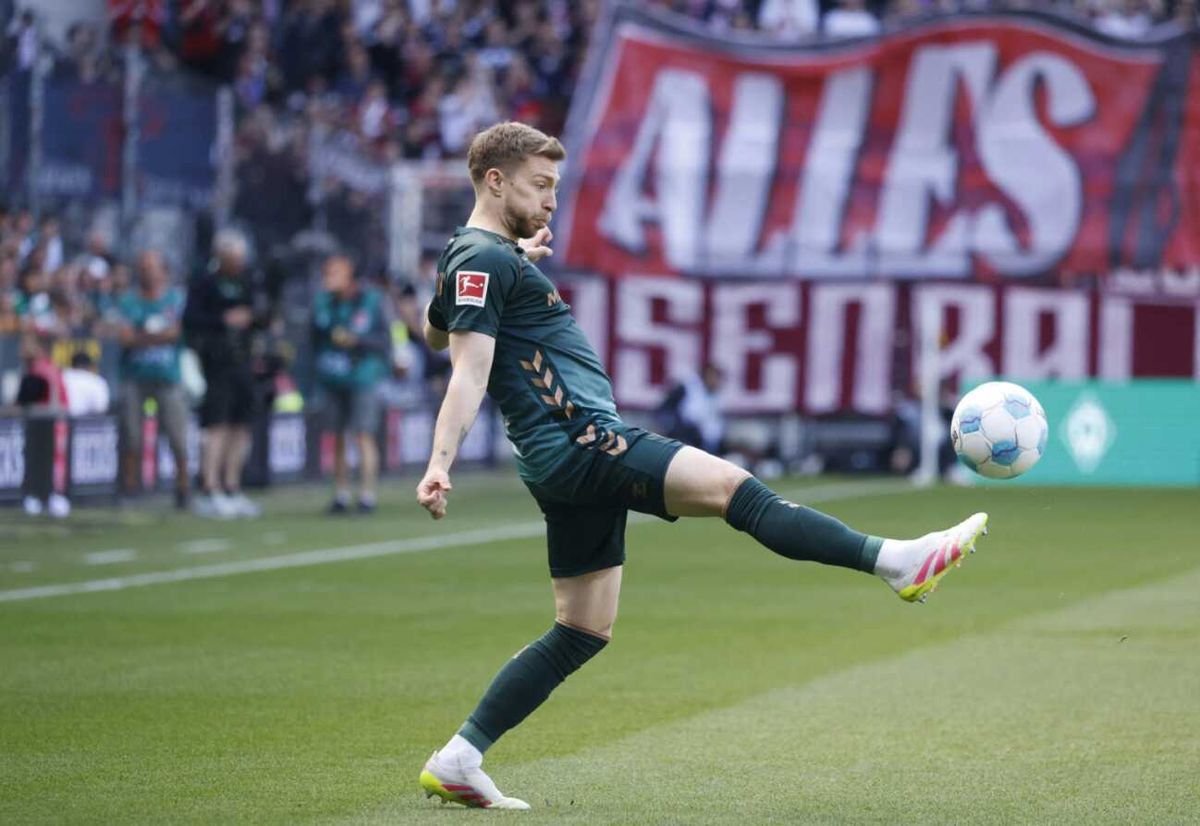 Werder Bremen: Mitchell Weiser fällt monatelang aus