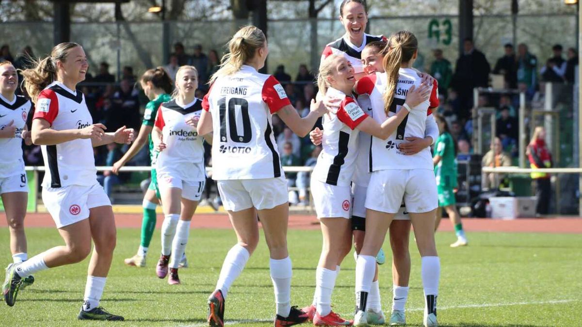 In Überzahl: Eintracht Frankfurt dreht Partie in Bremen