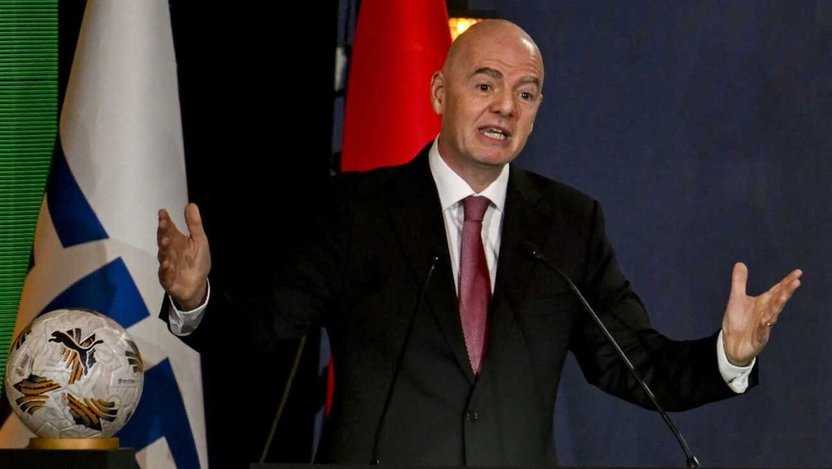 Infantino "zutiefst betrübt" nach Tod von Papst Franziskus