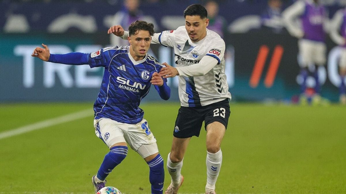 Sieg im Spitzenspiel: Schalke übernimmt Tabellenführung