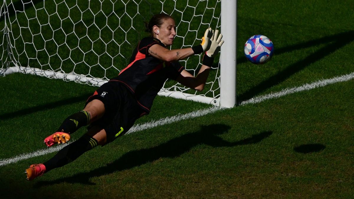 DFB-Torhüterin Berger zur Fußballerin des Jahres gewählt