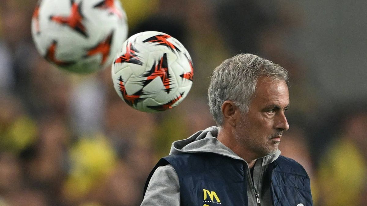 Mourinhos Fenerbahce startet mit Sieg