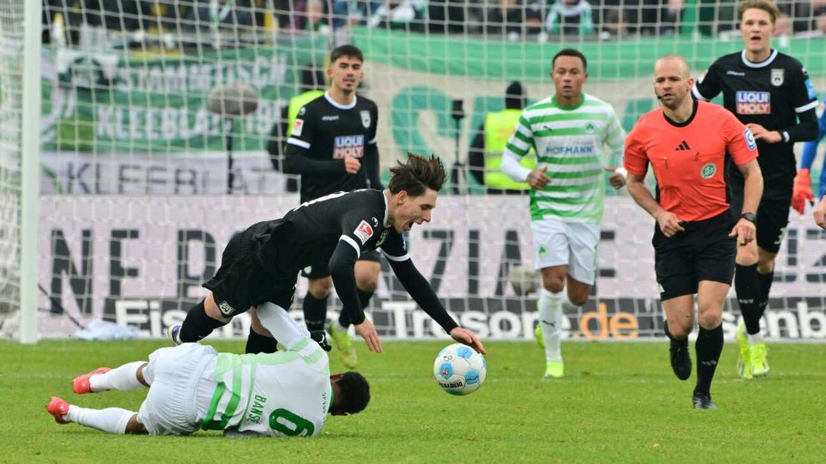 VAR im Mittelpunkt: Ulm und Fürth 1:1 im Kellerduell