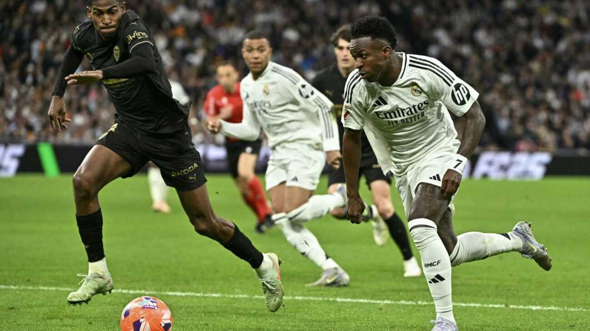 Real unterliegt Valencia - Barca strauchelt vor BVB-Duell