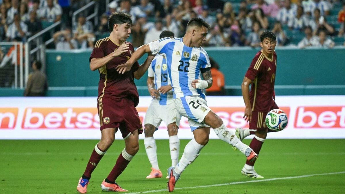 Ohne Messi: Argentinien müht sich zu 1:0 gegen Venezuela