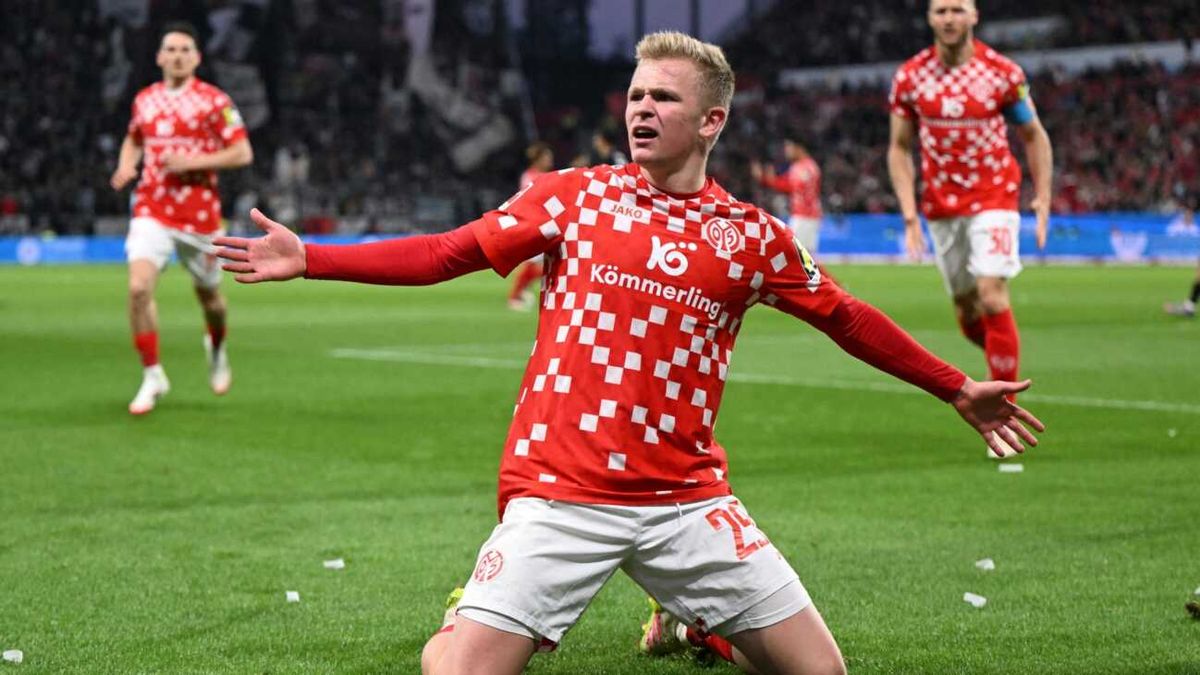 Vertrag bis 2030: Burkardt wechselt von Mainz nach Frankfurt