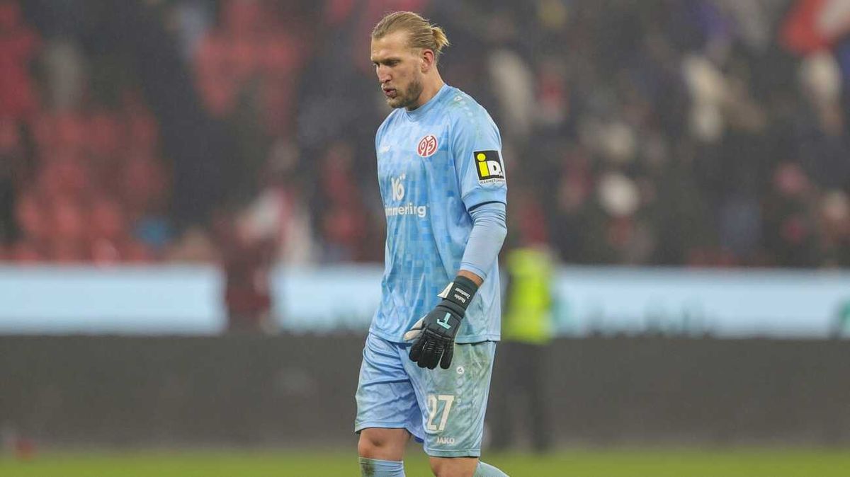 Mainz bangt um Stammtorhüter Zentner