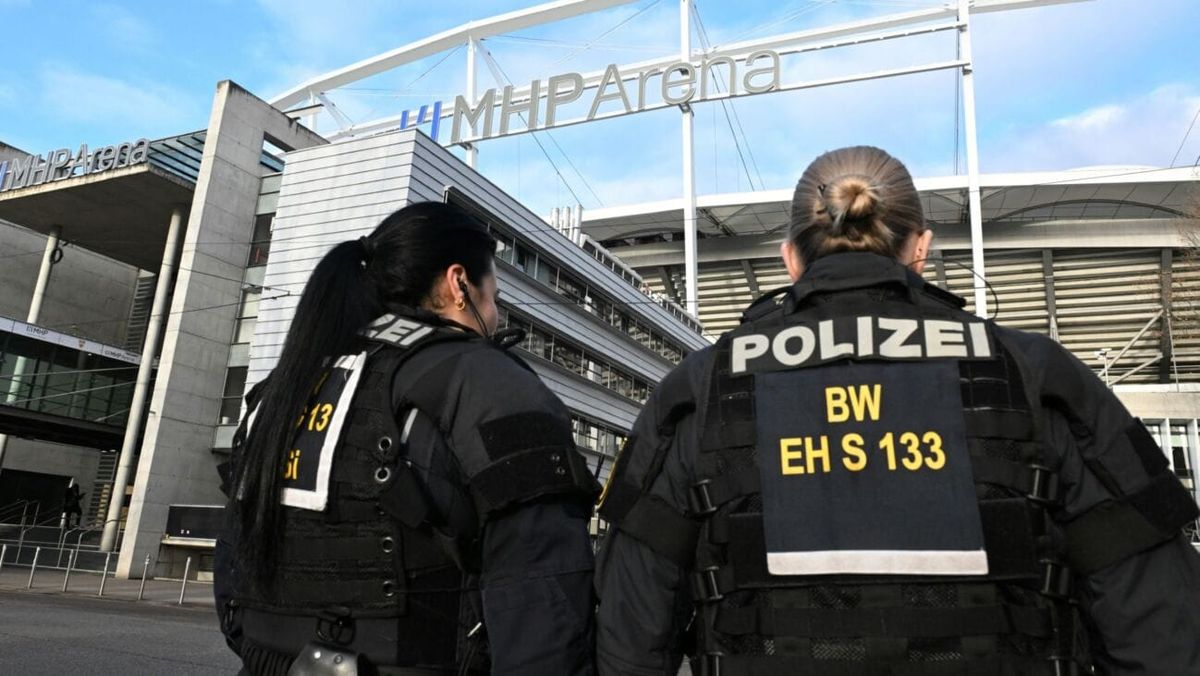 Risikospiel in Stuttgart bleibt friedlich