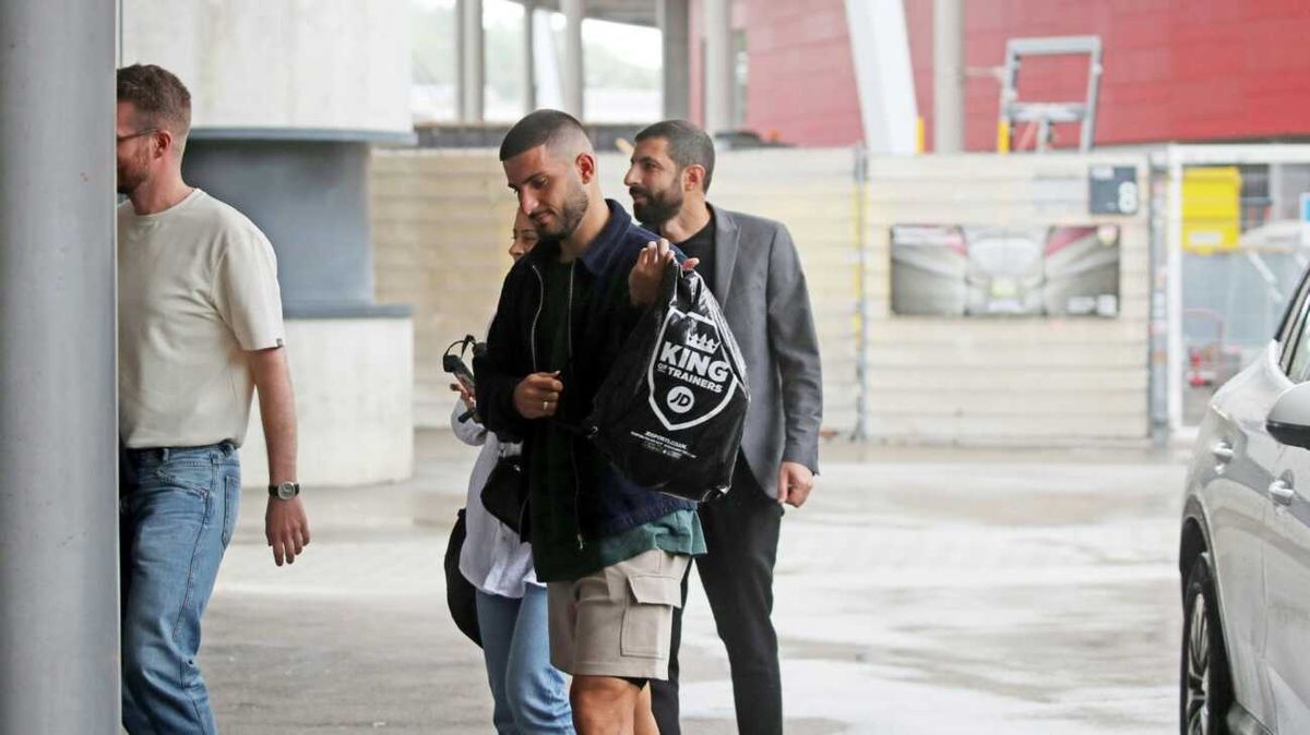 Undav über Plastiktüten: "Brauche Platz für meine Schuhe"