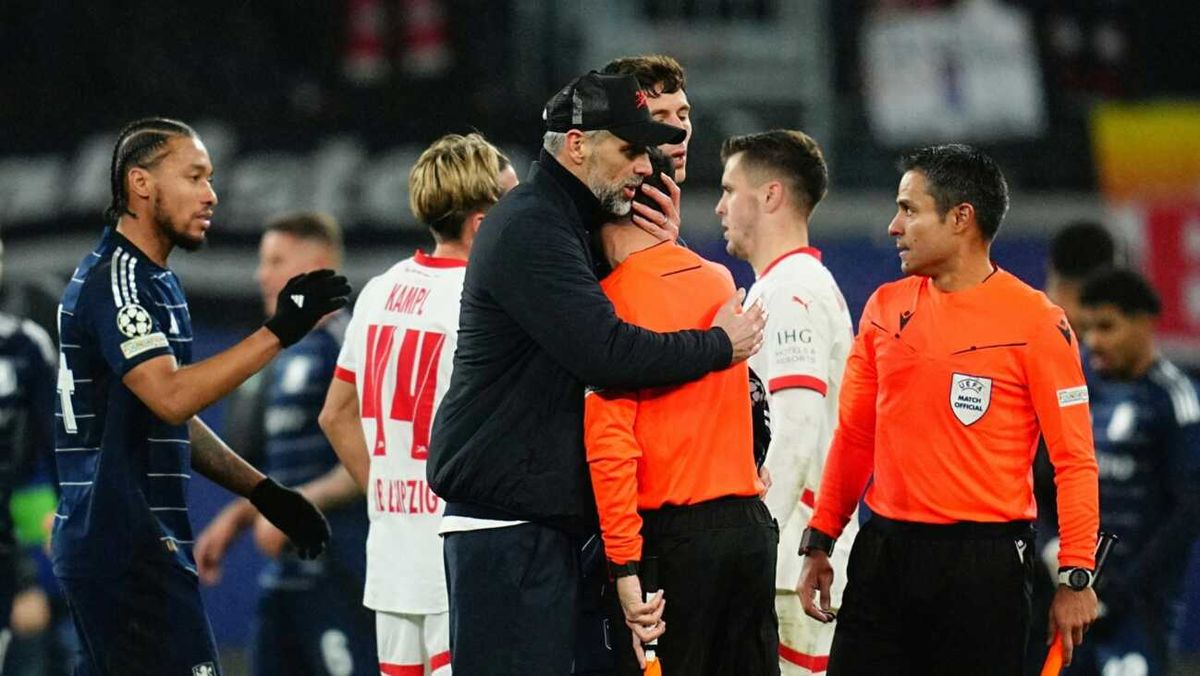 Rose tröstet Linienrichter: Er war sehr emotional