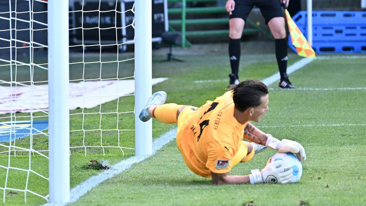 Noll hält Elfer: Fürth verpasst dennoch Sprung nach oben