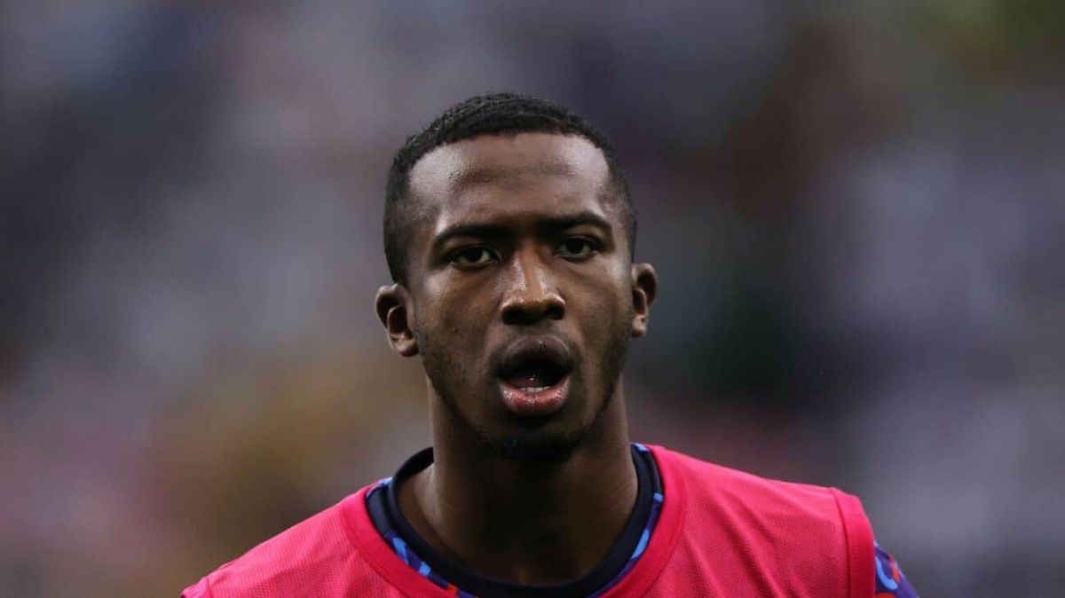 Bis zu 45 Millionen: Pacho von Frankfurt zu PSG