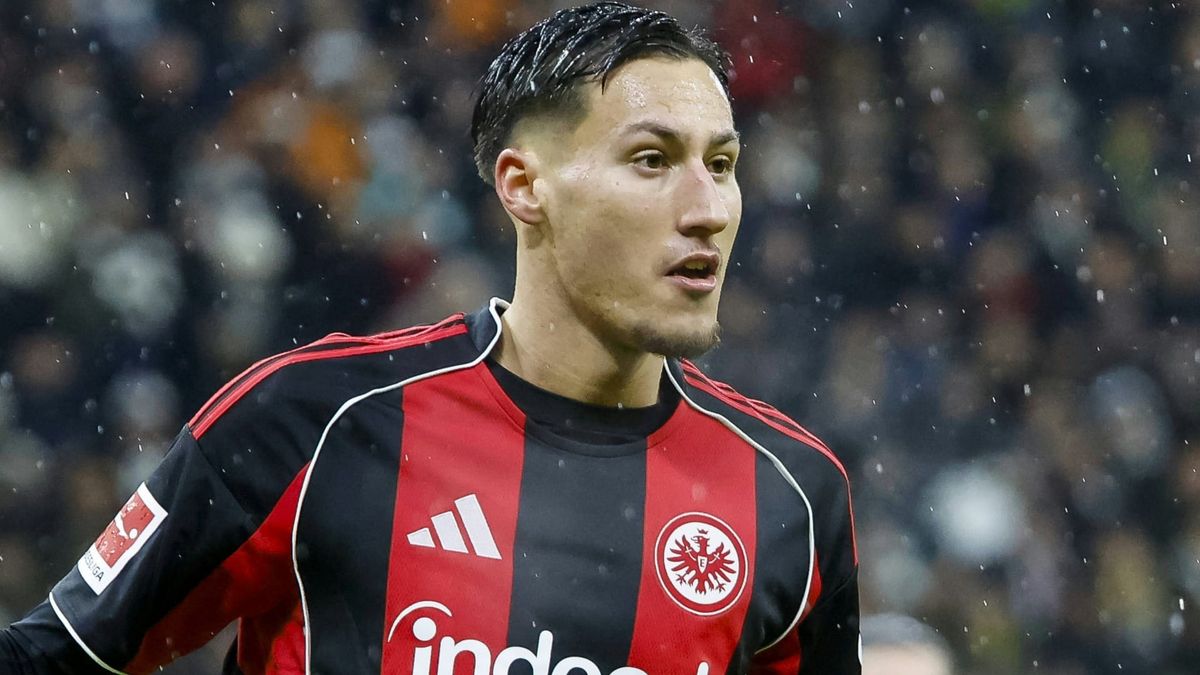 Eintracht-Profi Ebnoutalib: In Italien "wie ein Hund behandelt"
