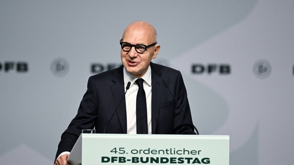 DFB-Bundestag: Neuendorf bleibt Präsident