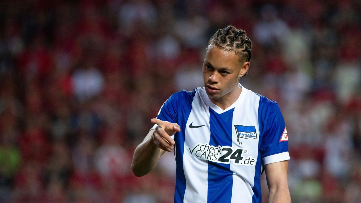 Hertha per WhatsApp auf Talentsuche
