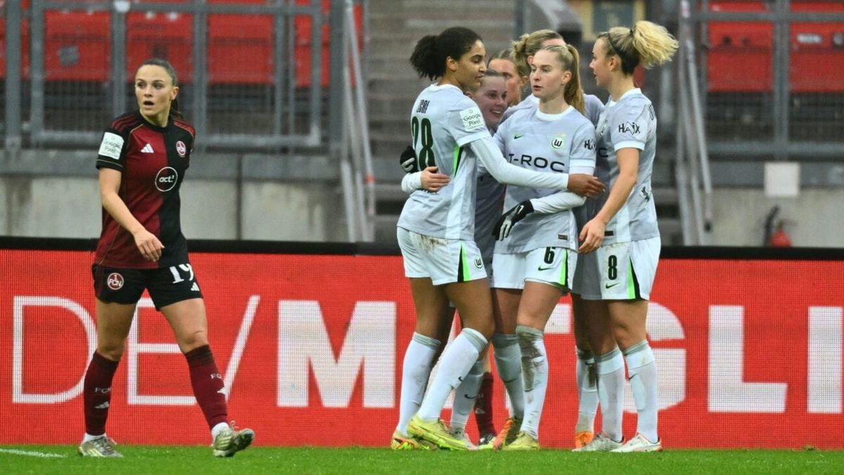 Kantersieg in Nürnberg: VfL bleibt an den Bayern dran