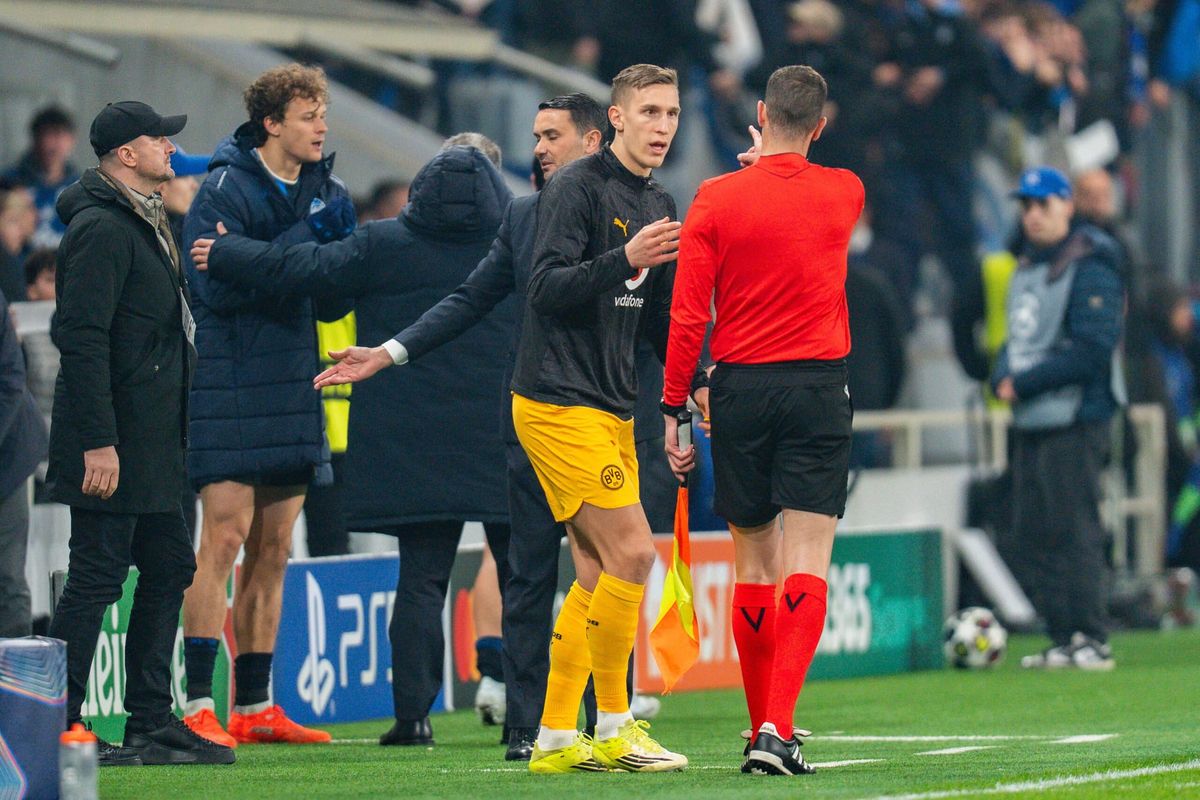 Schlotterbeck fliegt vom Platz – und der Schiedsrichter kann es nicht erklären