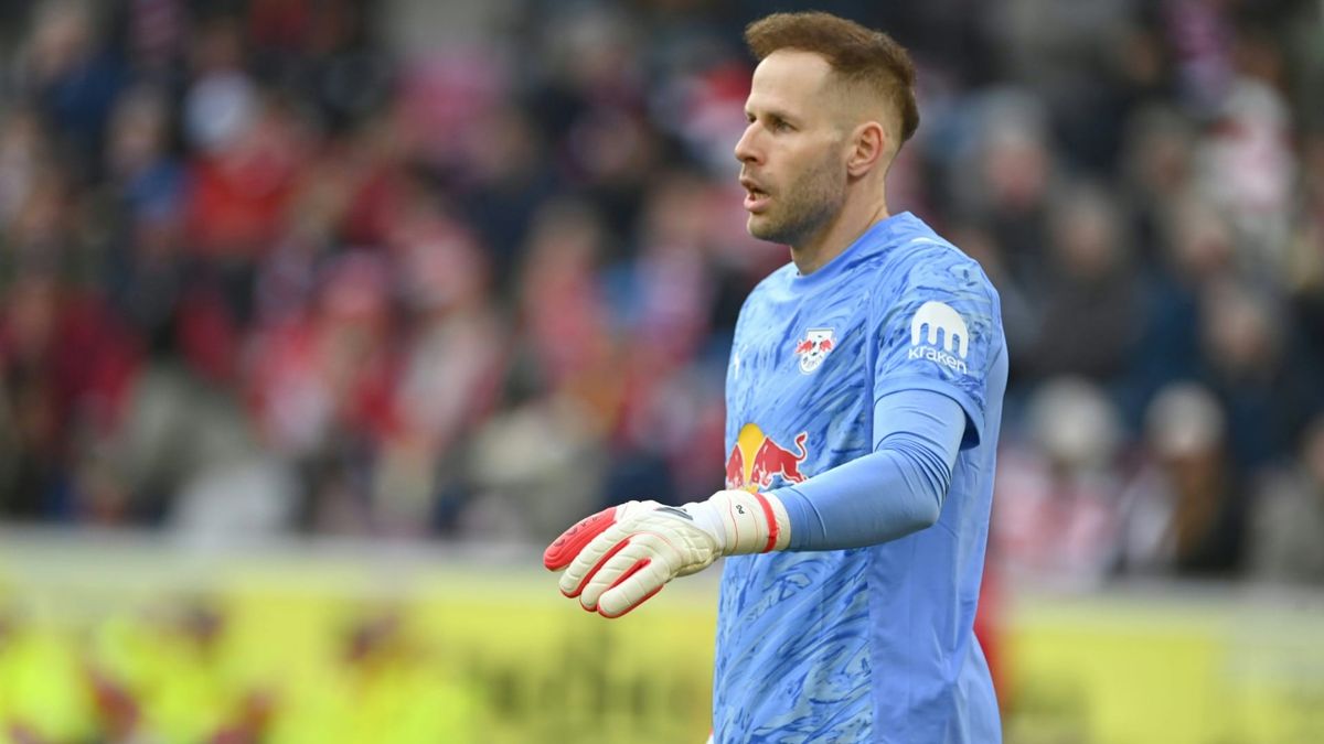 Leipzig verlängert mit Torhütertrio um Gulacsi