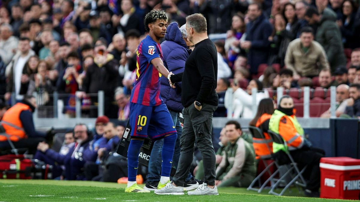 "Fantastisch für uns": Flick lobt Dreierpacker Yamal